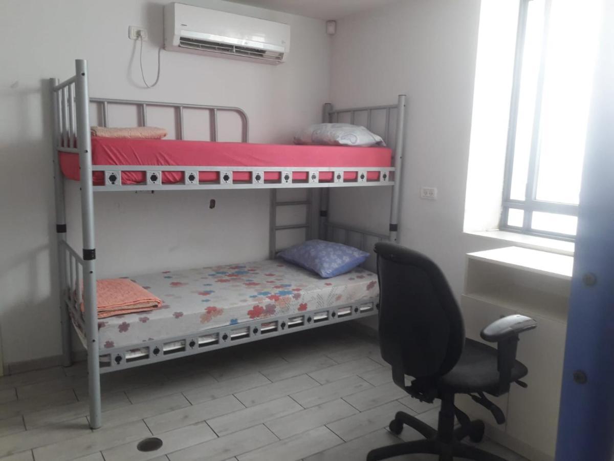 Hostel German Colony Guest House- Private And Dorm Haifa